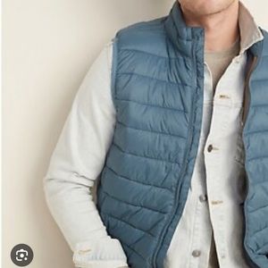 Old Navy Narrow Channel Packable Puffer Vest
